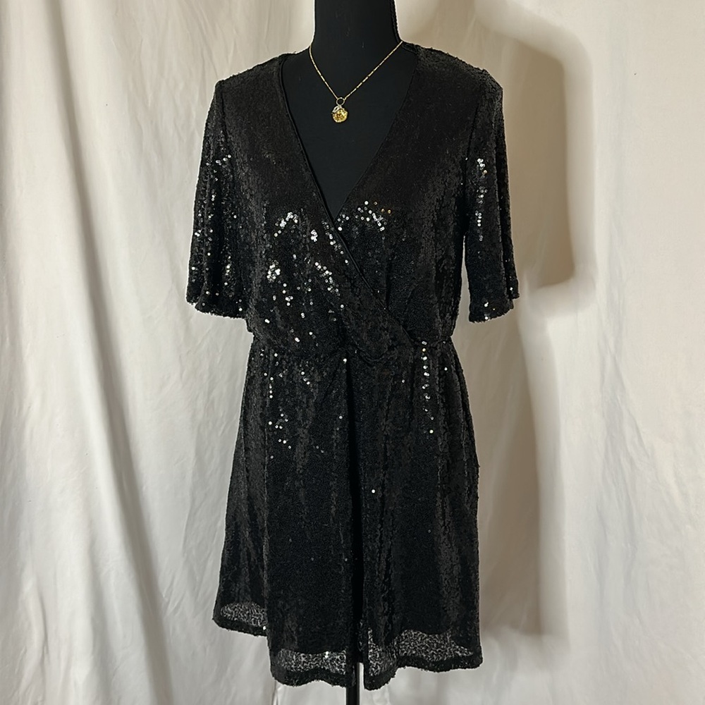NWT VERA MODA faux wrap front - black sequin dress